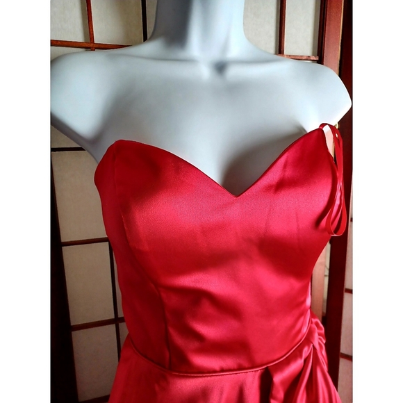 Blondie Nights Bow Ruffle Strapless Satin Fit-and-Flare Dress - Red - Picture 6 of 16